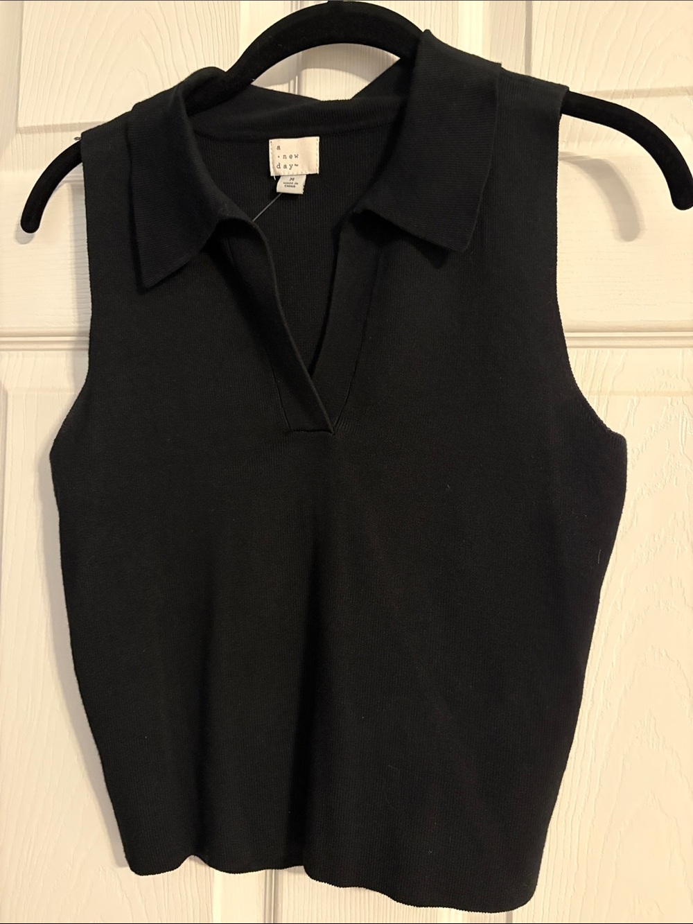 a new day Polo Collar Pullover Sweater Tank Black Blouse Size Medium NWT